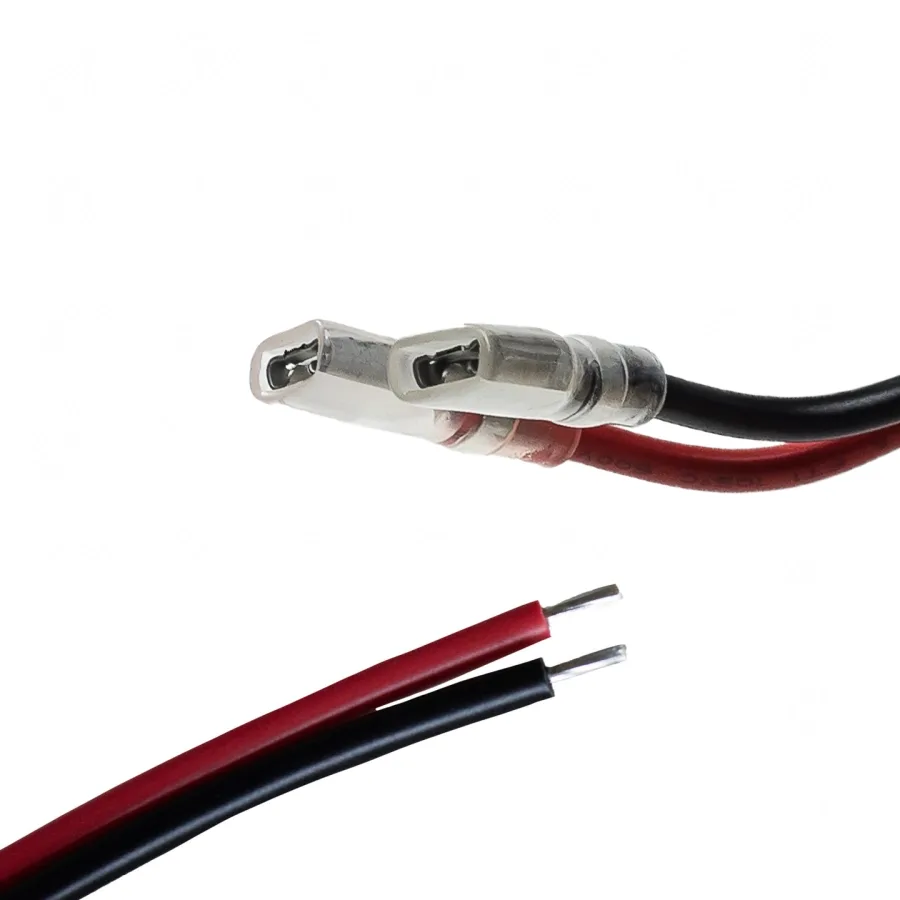 Rode en zwarte draden met female faston 4,8 mm